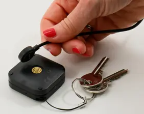 Pocket-sized device with WiFi/GSM and integrated GPS for distress calls and SMS.