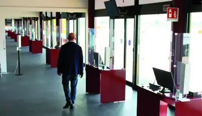 Lotnisko BEZ COVID z SanificaAria Beghelli